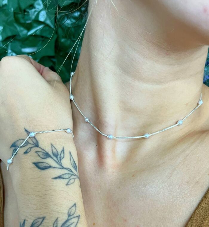 Conjunto de Colar e Pulseira com Pérolas e Cordão em Prata - Image 4