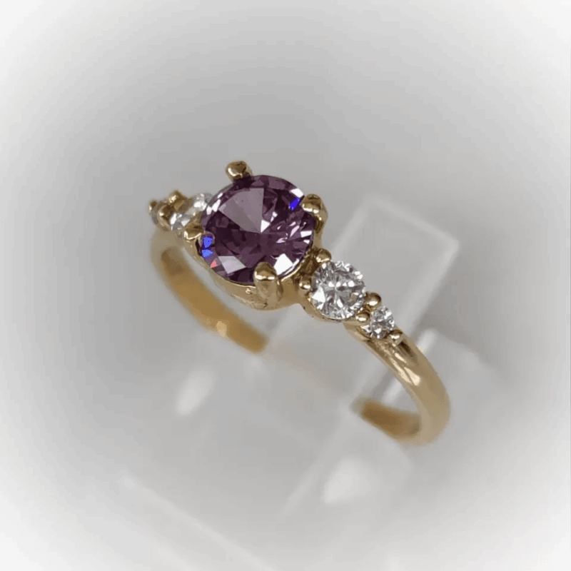 Anel Mod. Arkus com Zircônias (Escolha a Cor da Pedra)