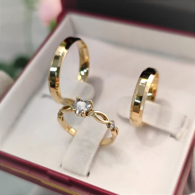 Conjunto Alianças Mod Italiana 4mm + Anel Love