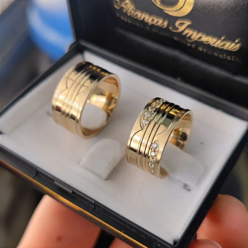 Par Alianças de Moedas Antigas 10mm Mod. Bulgari Zero