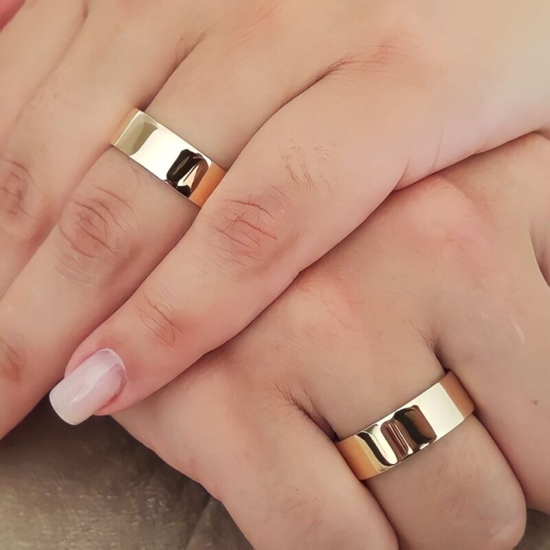 Par Alianças de Moedas Antigas 6mm retas tradicionais