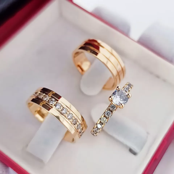 Par Alianças de Moedas Antigas 8mm com 12 pedras mod.PD13+ Anel Madrid